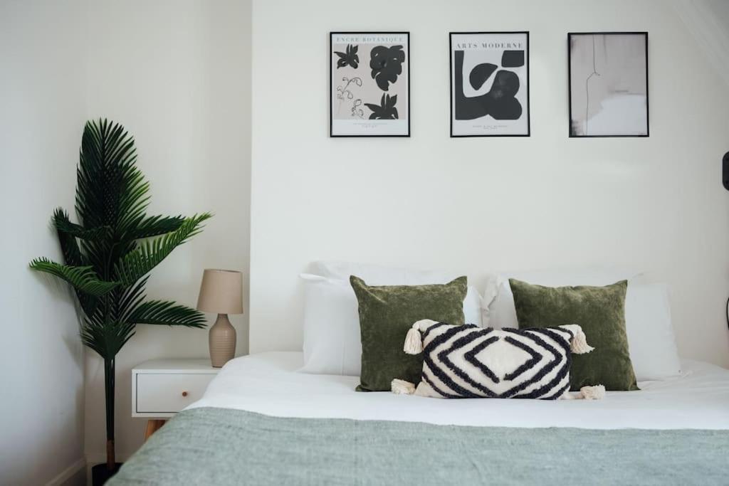 Charming 2 Bedroom Flat In The Heart Of Kings Cross, Лондон Экстерьер фото